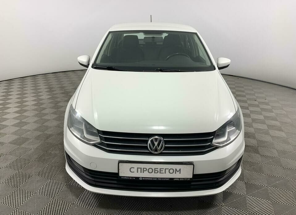 Volkswagen Polo 1.6 AT (110 л.с.)