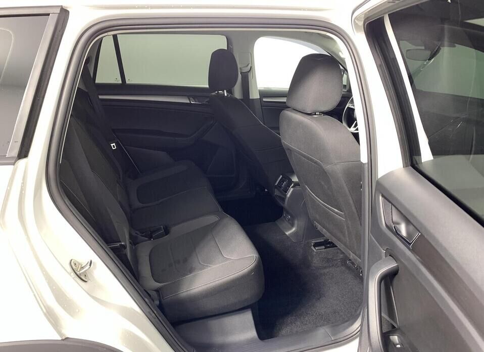 Skoda Kodiaq 2.0 AMT (180 л.с.) 4WD