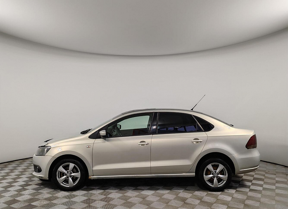 Volkswagen Polo, V 1.6 MT (105 л.с.)