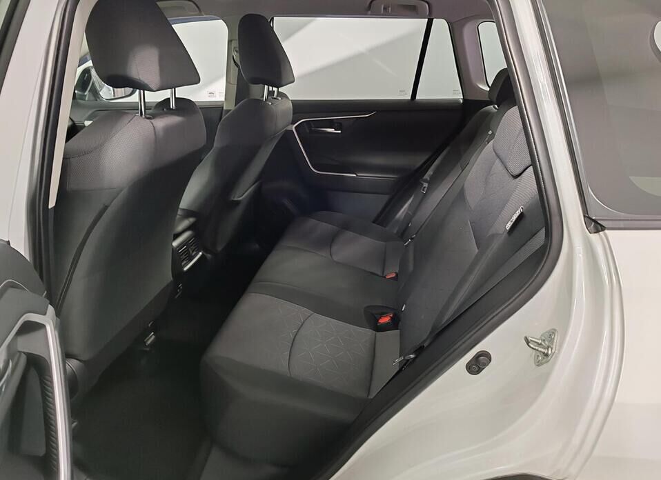 Toyota RAV4, V (XA50) 2.0 CVT (149 л.с.) 4WD