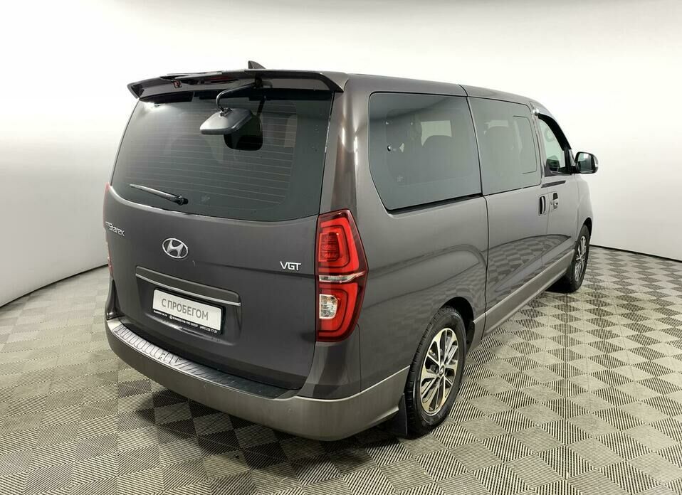 Hyundai Grand Starex 2.5d AT (175 л.с.)