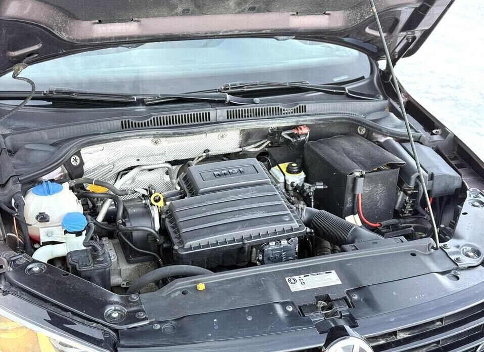 Volkswagen Jetta, VI Рестайлинг 1.6 AT (110 л.с.)