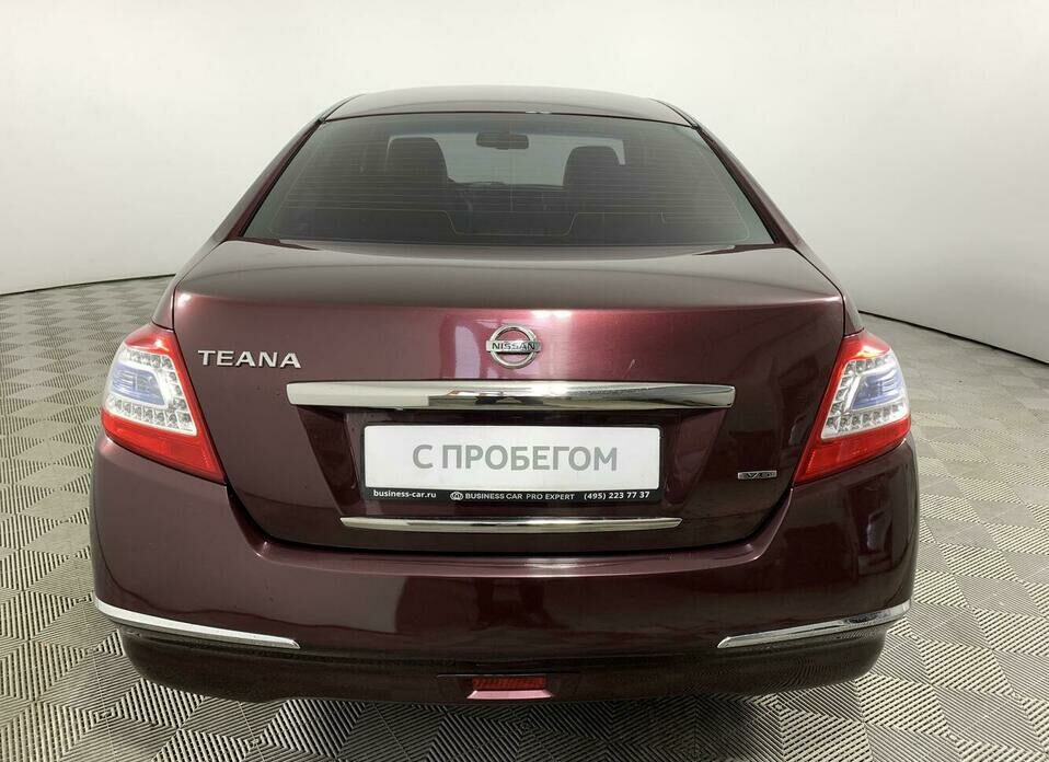 Nissan Teana 2.5 CVT (182 л.с.)