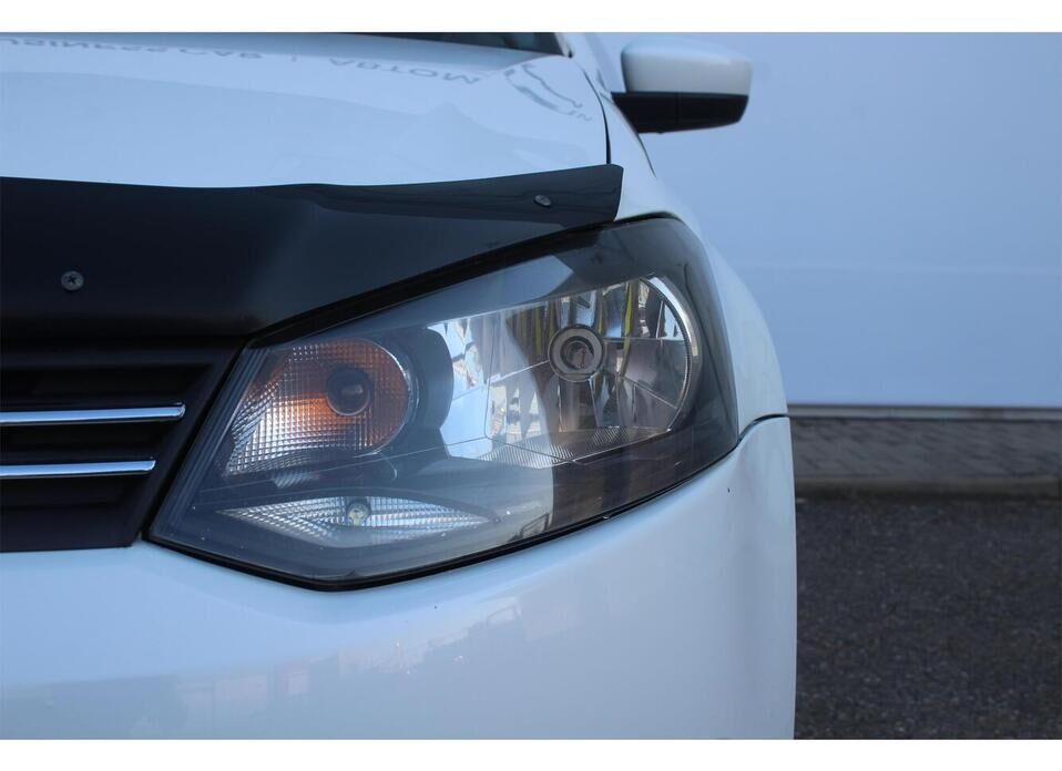Volkswagen Polo 1.6 AT (105 л.с.)