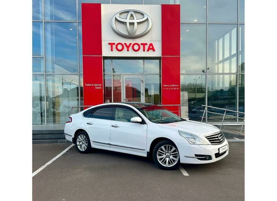 Nissan Teana 2.5 CVT (182 л.с.)