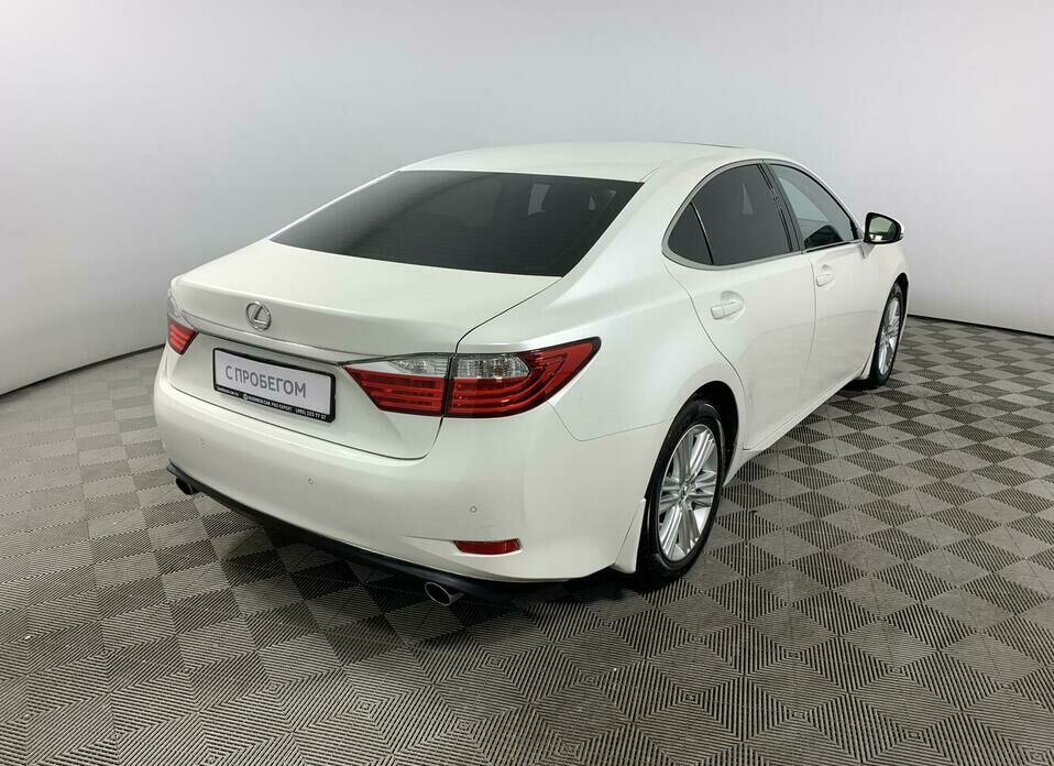 Lexus ES 250 2.5 AT (184 л.с.)