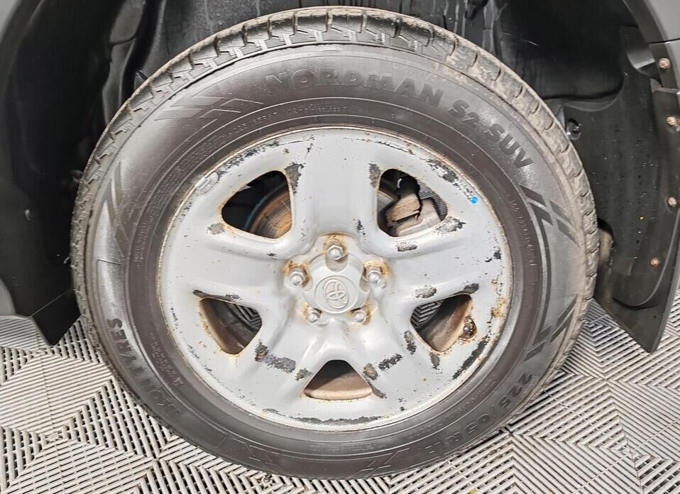 Toyota RAV4, IV (CA40) Рестайлинг 2.0 CVT (146 л.с.) 4WD