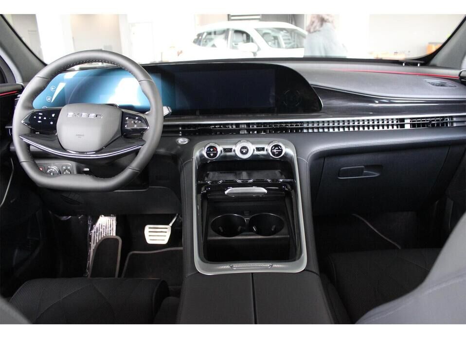 EXEED RX 2.0 AMT (197 л.с.) 4WD