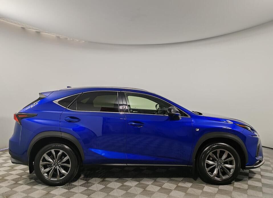 Lexus NX, I Рестайлинг 300 2.0 AT (238 л.с.) 4WD