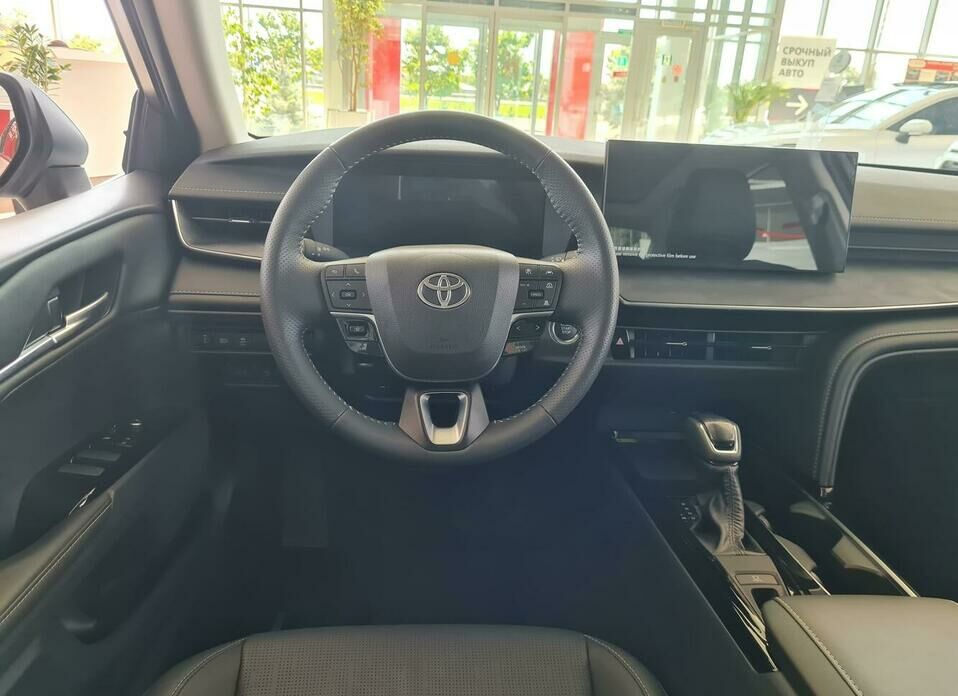 Toyota Camry 2.0 CVT (173 л.с.)