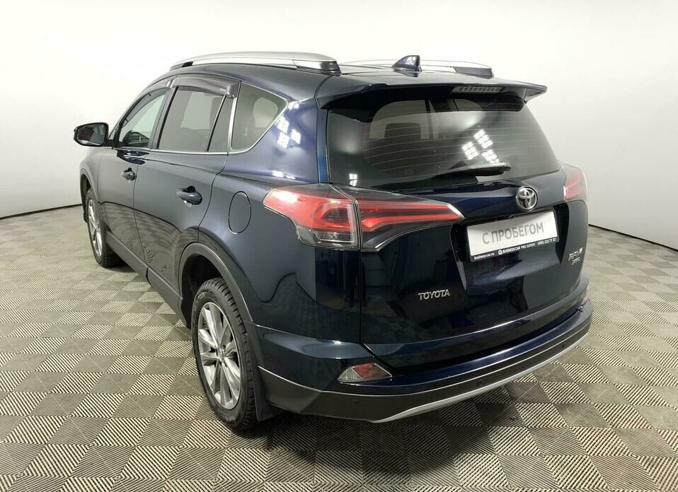 Toyota RAV4 2.2d AT (150 л.с.) 4WD