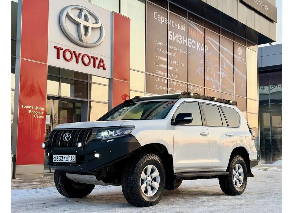 Toyota Land Cruiser Prado, 150 Series Рестайлинг 3 2.8d AT (200 л.с.) 4WD