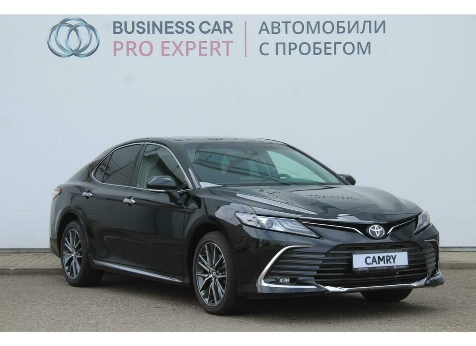 Toyota Camry 2.5 AT (209 л.с.)