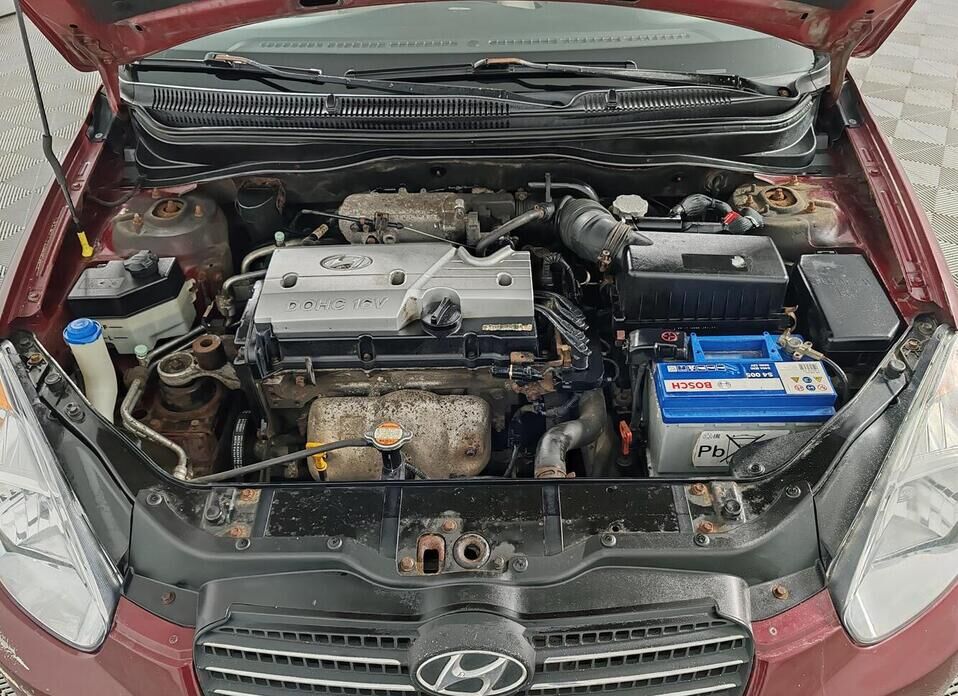 Hyundai Verna, II 1.4 AT (97 л.с.)