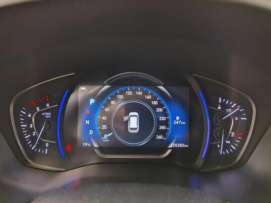 Hyundai Santa Fe, 2018&nbsp;г., 125&nbsp;281&nbsp;км