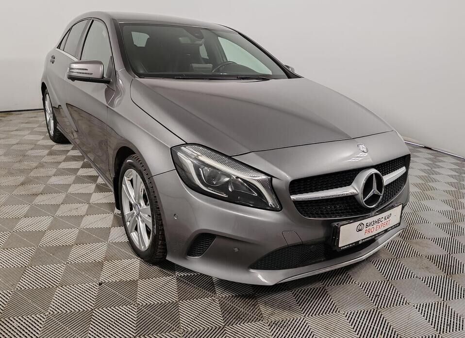 Mercedes-Benz A-Класс, III (W176) Рестайлинг 180 1.6 AMT (122 л.с.)