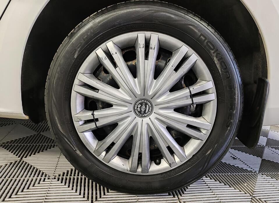 Volkswagen Jetta 1.4 MT (122 л.с.)