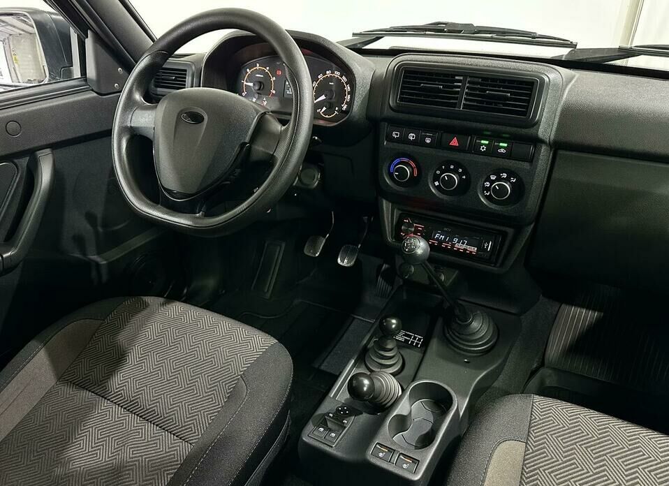 LADA (ВАЗ) Niva Legend 1.7 MT (83 л.с.) 4WD