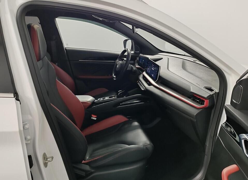Geely Coolray, I Рестайлинг 1.5 AMT (147 л.с.)