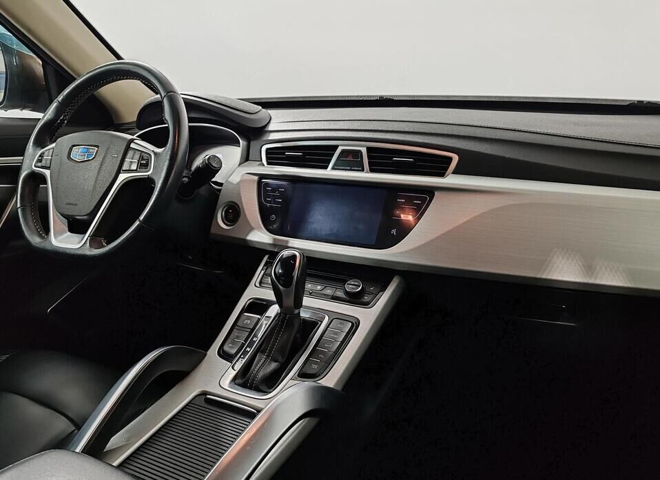 Geely Atlas, I 1.8 AT (184 л.с.) 4WD