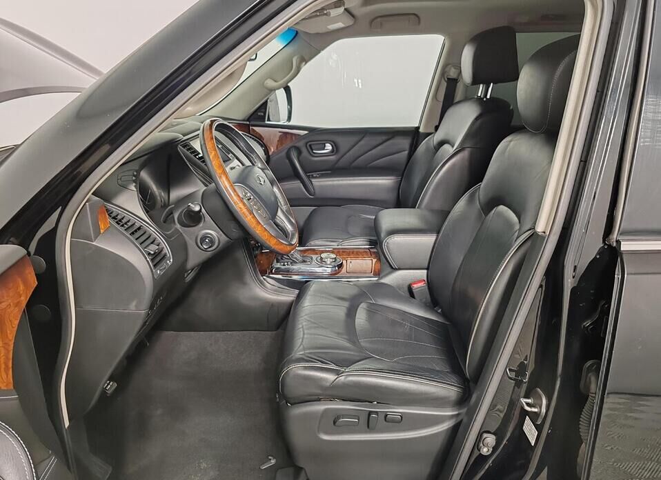 Infiniti QX80, I Рестайлинг 5.6 AT (405 л.с.) 4WD
