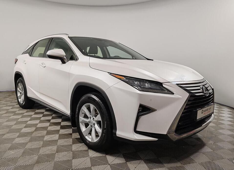 Lexus RX, IV 200t 2.0 AT (238 л.с.) 4WD