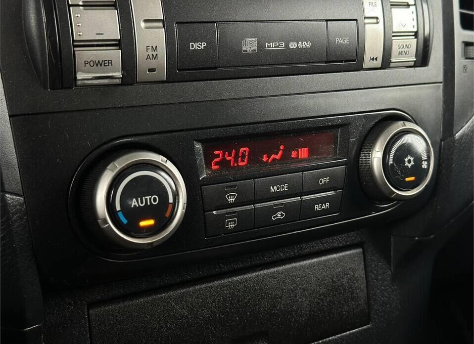 Mitsubishi Pajero, IV Рестайлинг 1 3.0 AT (178 л.с.) 4WD