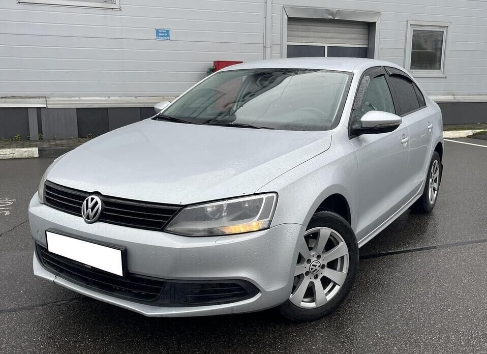 Volkswagen Jetta, VI 1.6 AT (105 л.с.)