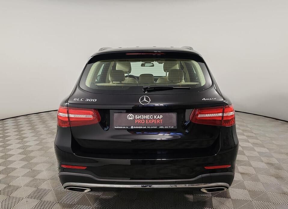 Mercedes-Benz GLC, I (X253) 300 2.0 AT (245 л.с.) 4WD
