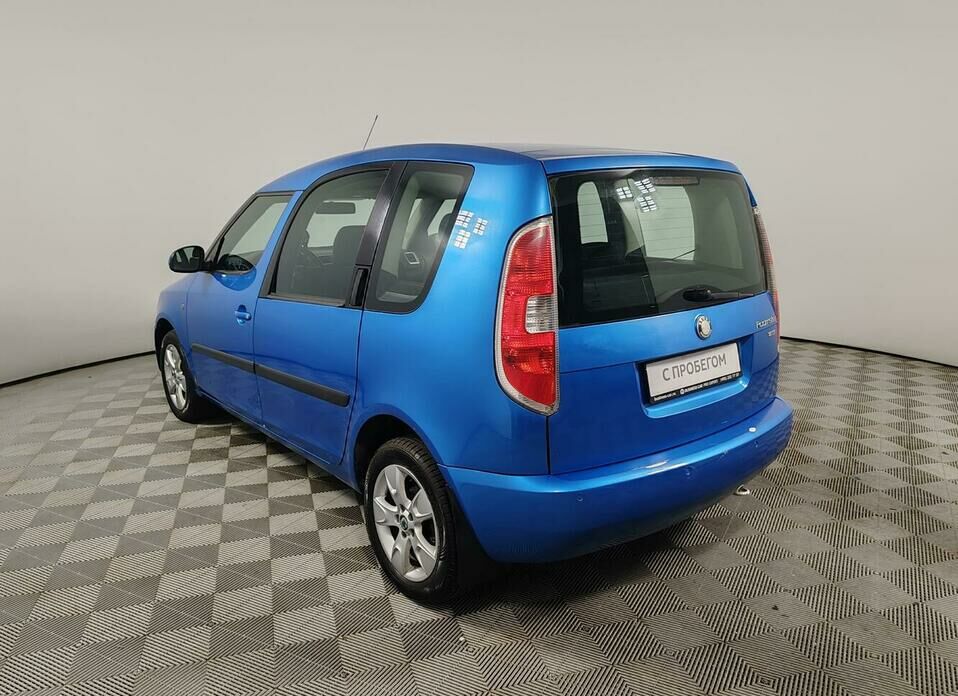 Skoda Roomster 1.6 AT (105 л.с.)