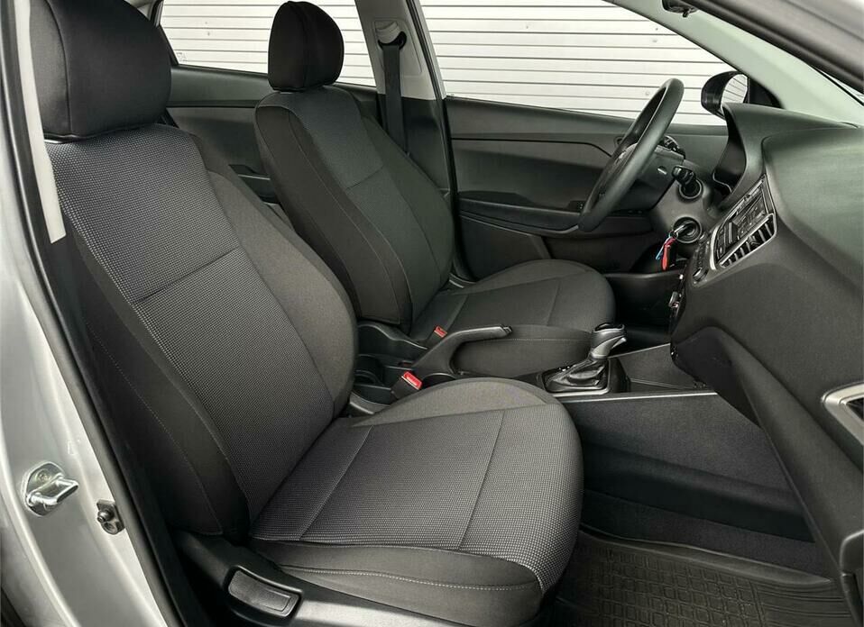 Hyundai Solaris 1.6 AT (123 л.с.)