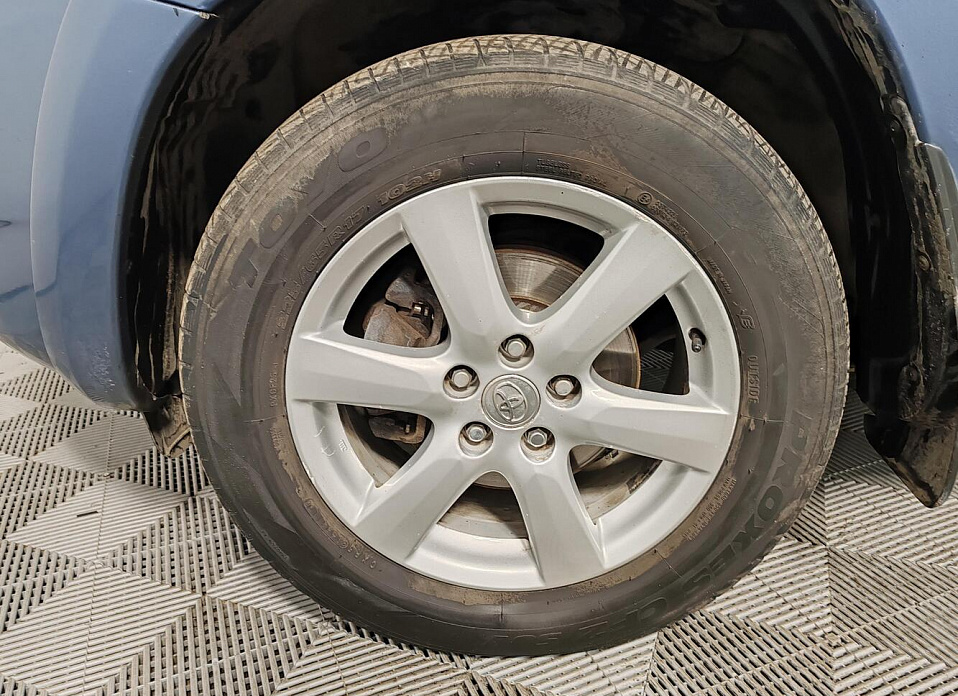 Toyota RAV4, III (XA30) 2.4 AT (170 л.с.) 4WD