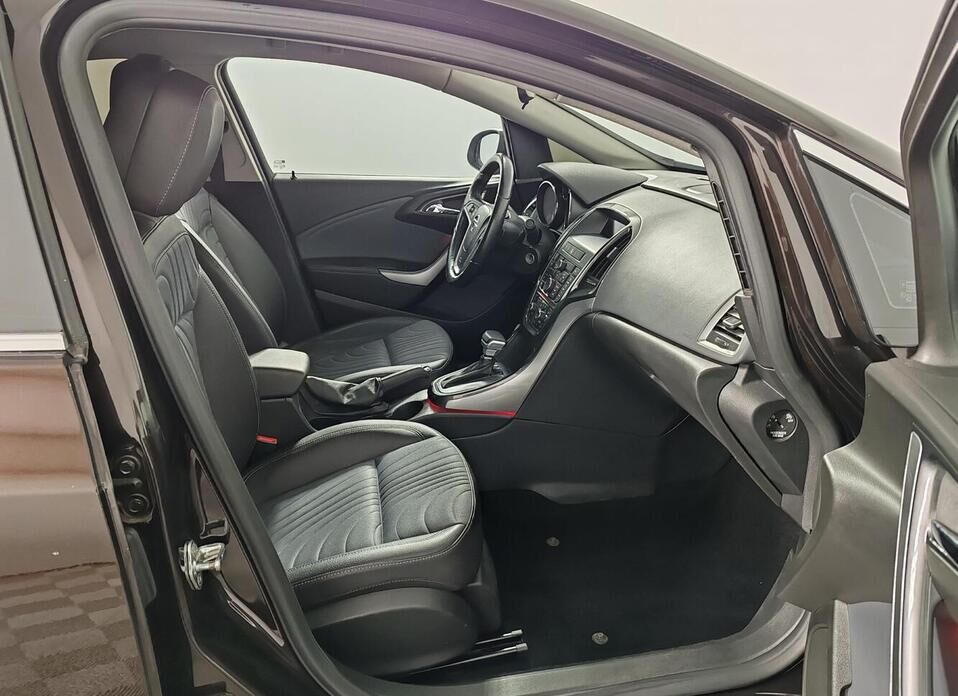 Opel Astra, J Рестайлинг 1.4 AT (140 л.с.)