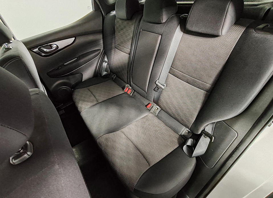 Nissan Qashqai, II Рестайлинг 2.0 CVT (144 л.с.)