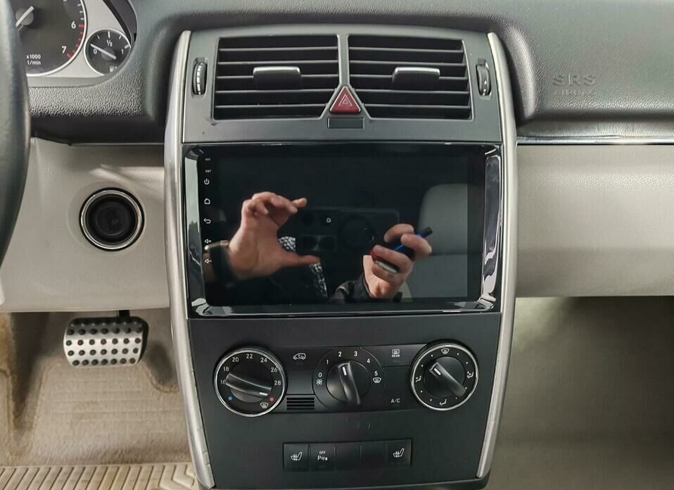 Mercedes-Benz B-Класс 200 2.0 CVT (136 л.с.)