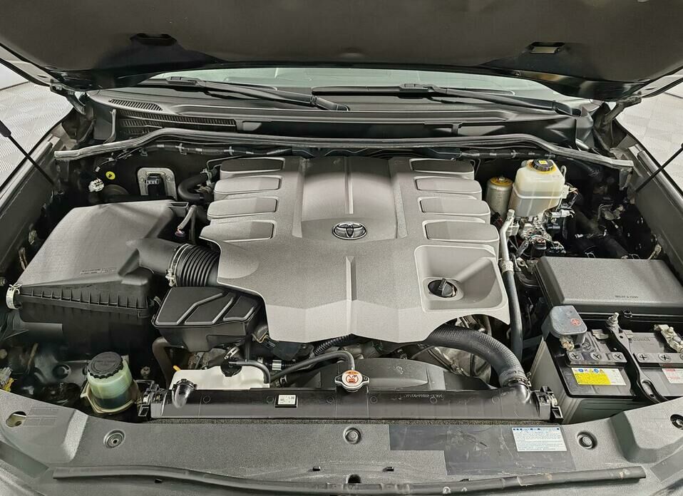 Toyota Land Cruiser 4.6 AT (309 л.с.) 4WD