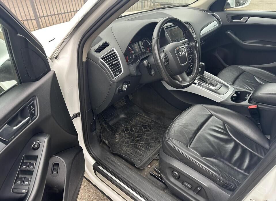 Audi Q5 2.0 AMT (211 л.с.) 4WD