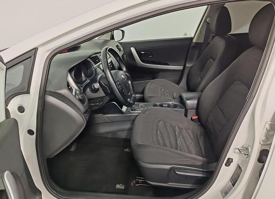 Kia Ceed 1.6 AT (130 л.с.)