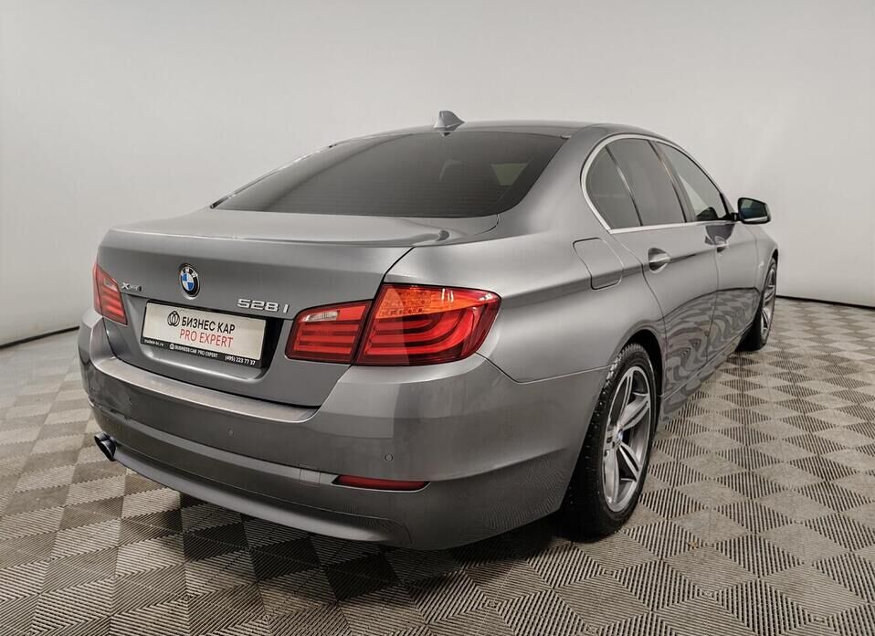 BMW 5 серии, VI (F10/F11/F07) 528i xDrive 2.0 AT (245 л.с.) 4WD