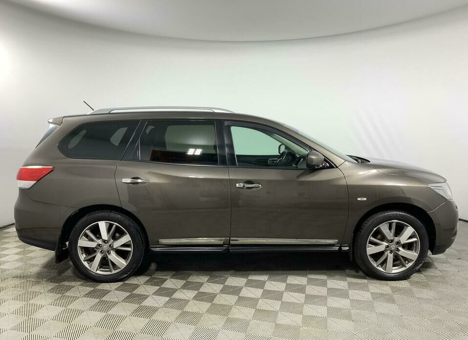 Nissan Pathfinder 3.5 CVT (249 л.с.) 4WD