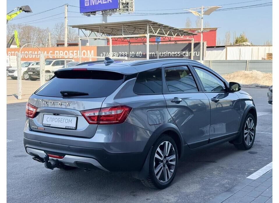 LADA (ВАЗ) Vesta, I Рестайлинг SW Cross 1.6 CVT (113 л.с.)