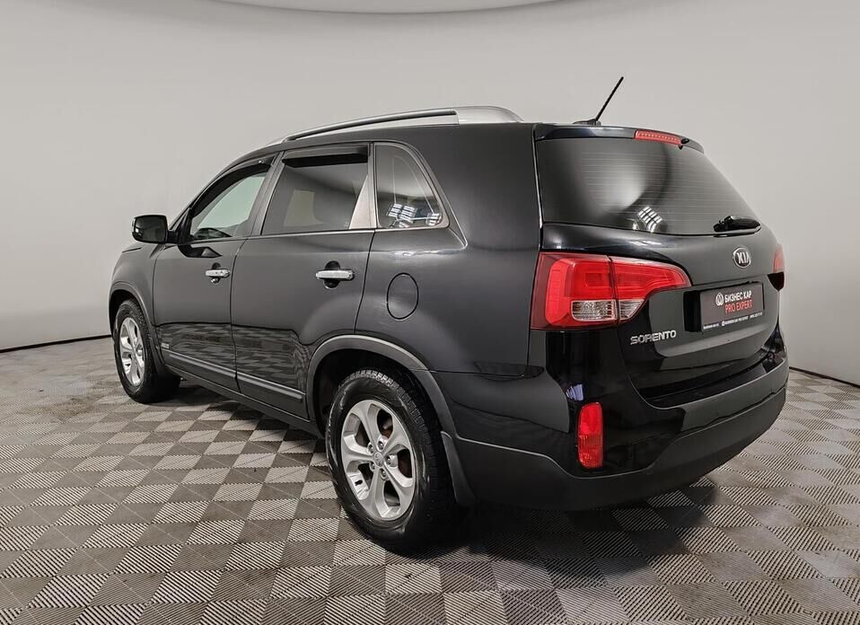 Kia Sorento, II Рестайлинг 2.4 AT (175 л.с.) 4WD