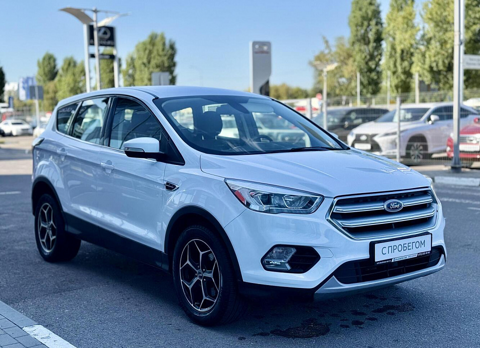Ford Kuga, II Рестайлинг 2.5 AT (150 л.с.)