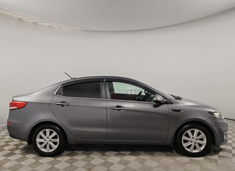 Kia Rio 1.6 MT (123 л.с.)