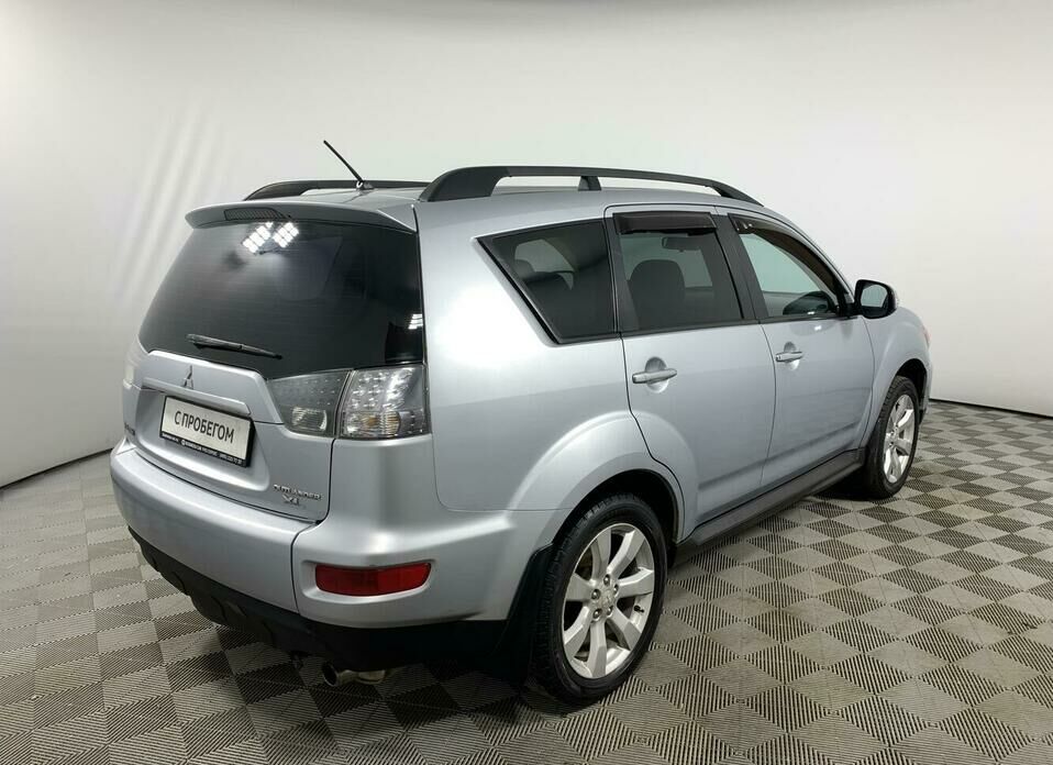 Mitsubishi Outlander 2.4 CVT (170 л.с.) 4WD