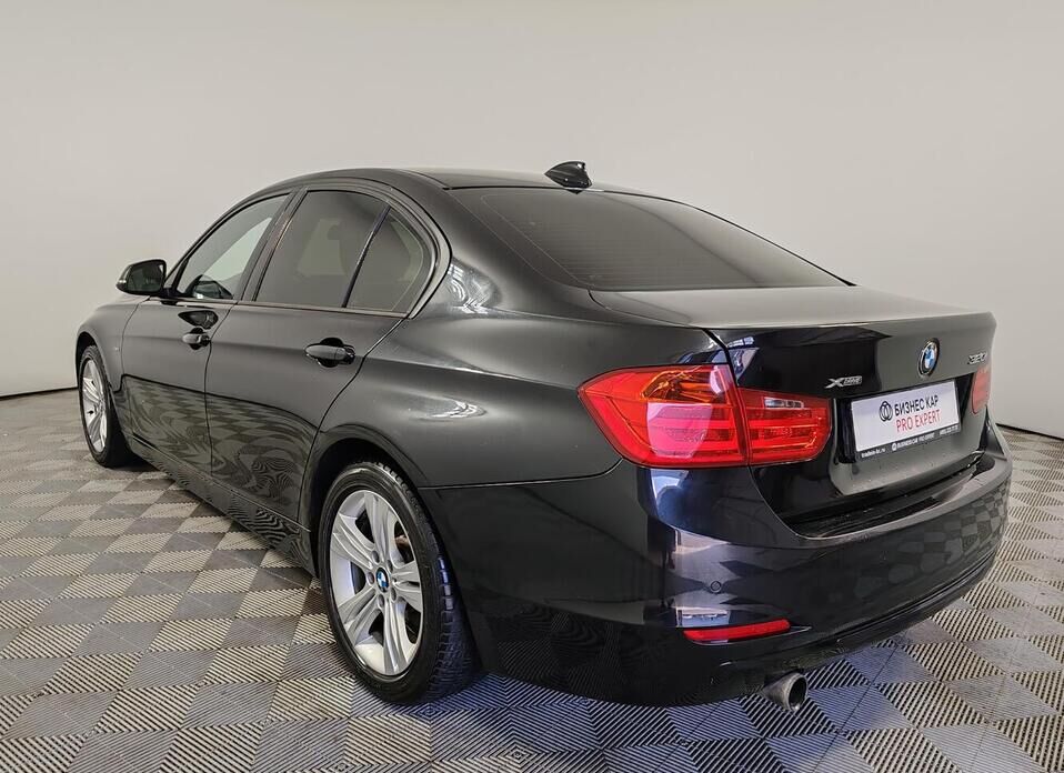 BMW 3 серии 320d xDrive 2.0d AT (184 л.с.) 4WD