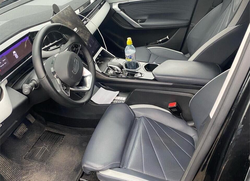 Geely Atlas, II 2.0 AMT (200 л.с.)