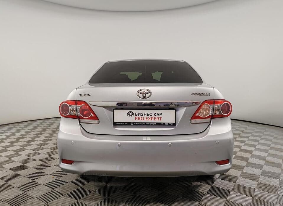 Toyota Corolla 1.6 AT (124 л.с.)