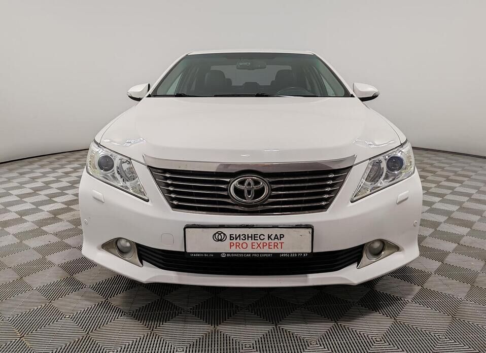 Toyota Camry, VII (XV50) 2.5 AT (181 л.с.)