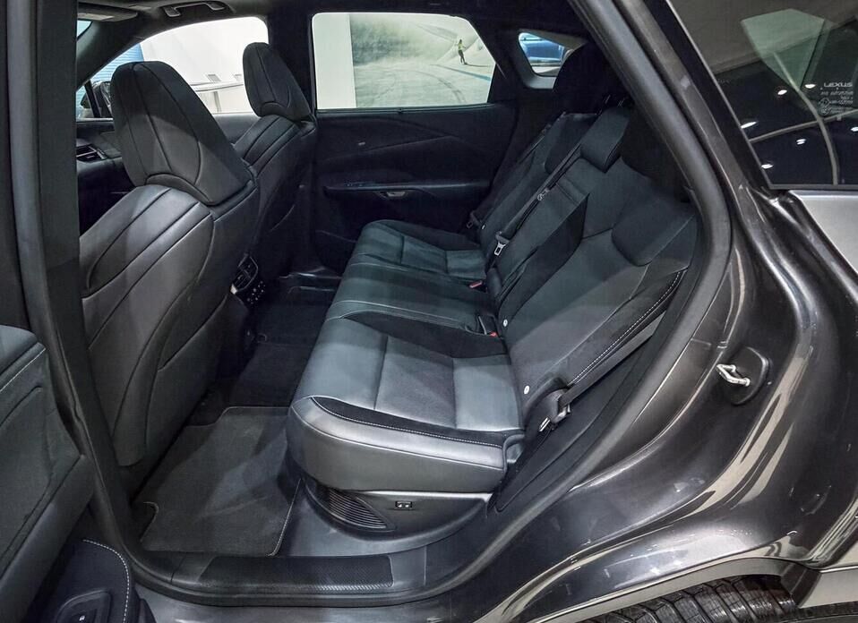 Lexus RX, V 500h 2.4hyb AT (371 л.с.) 4WD